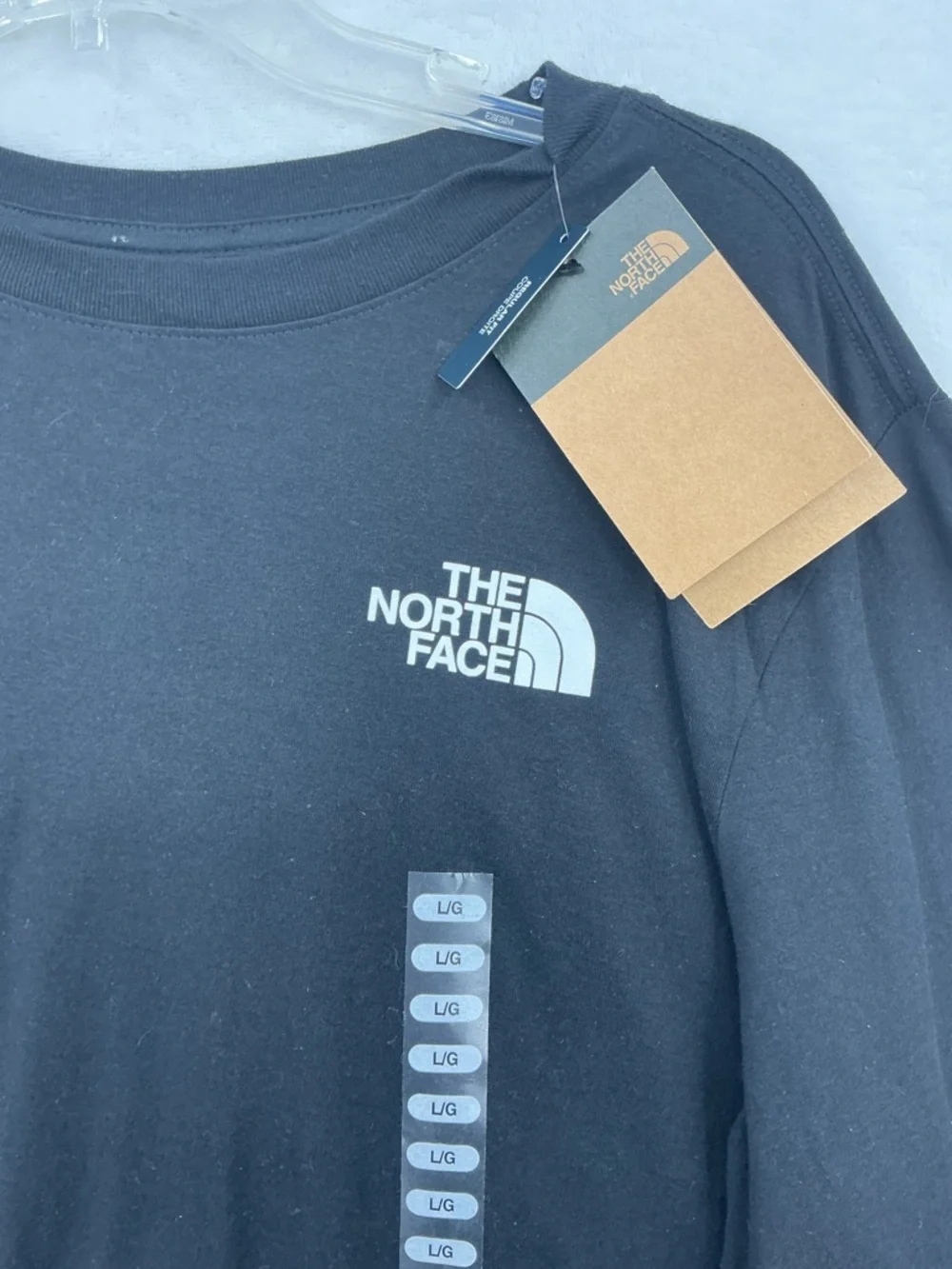 The North Face Black Long-Sleeve Logo Shirt 823